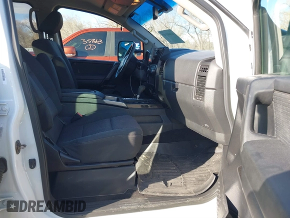 2013 Nissan Titan S with VIN 1N6AA0EC0DN306674, listed as a IAAI auction lot 41840347 with 139,551 mi miles. Bid and sale history available at carsss.com. Image 5.