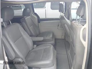 2012 Volkswagen Routan SE с VIN 2C4RVABG4CR217571, выставлен на аукционе IAAI как лот 42408836 с пробегом 253 776 миль миль и . История ставок и продаж доступна на DreamBid. Изображение 8.