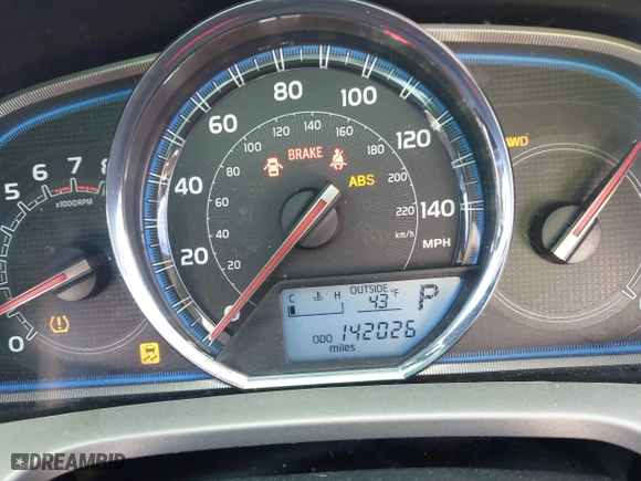 2014 Toyota RAV4 Limited with VIN 2T3DFREV5EW220519, listed as a IAAI auction lot 41808325 with 142,026 mi miles. Bid and sale history available at carsss.com. Image 16.