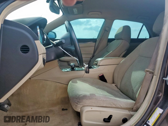 2012 Chrysler 300 with VIN 2C3CCAAG5CH274627, listed as a Copart auction lot 54746095 with 98,329 mi miles and Salvage Title. Bid and sale history available at DreamBid. Image 7.