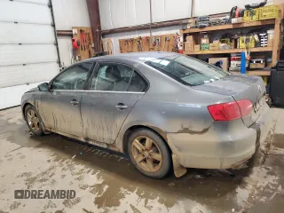 2012 Volkswagen Jetta Comfortline with VIN 3VWDL7AJ7CM414187, listed as a Copart auction lot 85592824 with 269,184 mi miles and Salvage title. Bid and sale history available at DreamBid. Image 2.