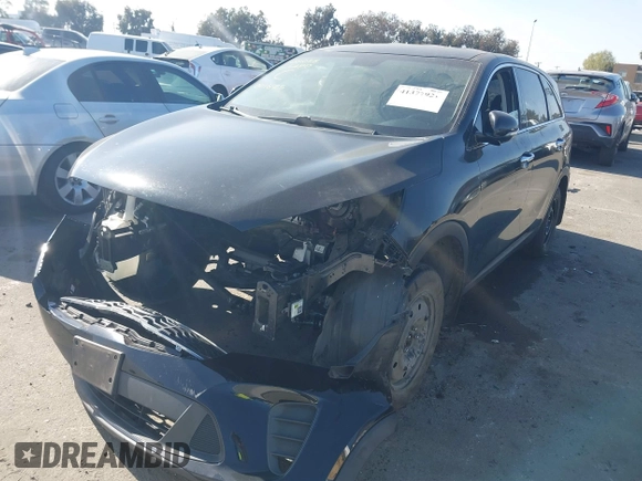 2019 Kia Sorento L with VIN 5XYPG4A33KG458915, listed as a IAAI auction lot 41377921 with Not Provided miles and . Bid and sale history available at carsss.com. Image 18.