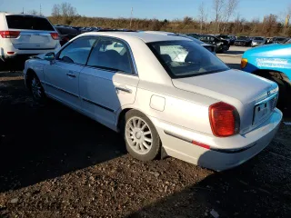 2004 Hyundai XG350 with VIN KMHFU45EX4A281391, listed as a Copart auction lot 83409284 with 177,666 mi miles and Salvage Title. Bid and sale history available at carsss.com. Image 2.
