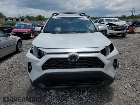 2024 Toyota RAV4 XLE Premium with VIN 2T3C1RFV5RW349729, listed as a Copart auction lot 59033195 with 10,524 mi miles and Salvage title. Bid and sale history available at DreamBid. Image 5.