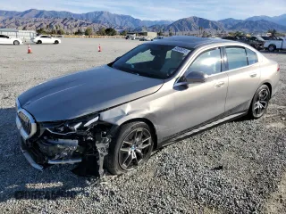 2024 BMW i5 eDrive40 with VIN WBY33FK01RCS94474, listed as a Copart auction lot 45938815 with 762 mi miles and Salvage Title. Bid and sale history available at carsss.com. Image 1.