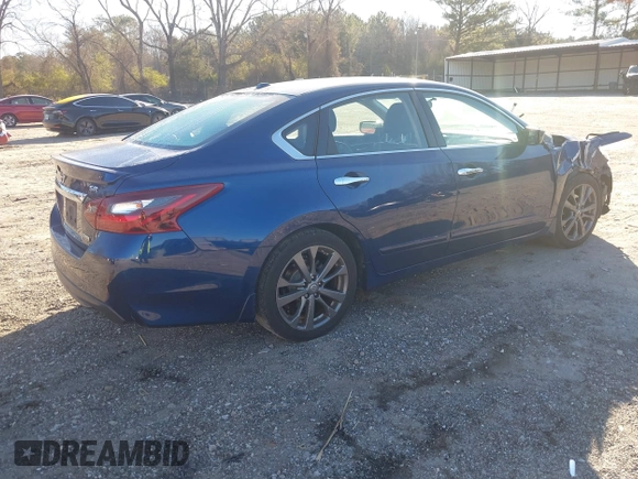 2018 Nissan Altima 2.5 SR with VIN 1N4AL3AP7JC291210, listed as a IAAI auction lot 41677670 with 142,994 mi miles. Bid and sale history available at carsss.com. Image 4.