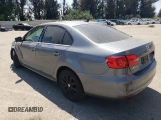 2013 Volkswagen Jetta SE with VIN 3VWDP7AJ5DM355176, listed as a Copart auction lot 60324525 with 192,226 mi miles and Salvage title. Bid and sale history available at DreamBid. Image 2.