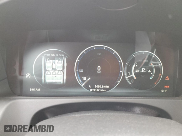 2018 Jaguar XF with VIN SAJBP2FV8JCY65089, listed as a Copart auction lot 53532265 with 39,312 mi miles and Salvage Title. Bid and sale history available at DreamBid. Image 9.