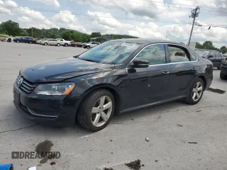2013 Volkswagen Passat SE z VIN 1VWBP7A38DC108311, wystawiony jako Copart lot #57141065 z przebiegiem 184 692 mil mil oraz Czysty tytuł • Clean title. Historia ofert i sprzedaży dostępna na DreamBid. Obrazek 1.