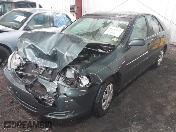 2004 Toyota Camry LE with VIN 4T1BE30K54U377818, listed as a IAAI auction lot 41931027 with 212,690 mi miles. Bid and sale history available at carsss.com. Image 17.