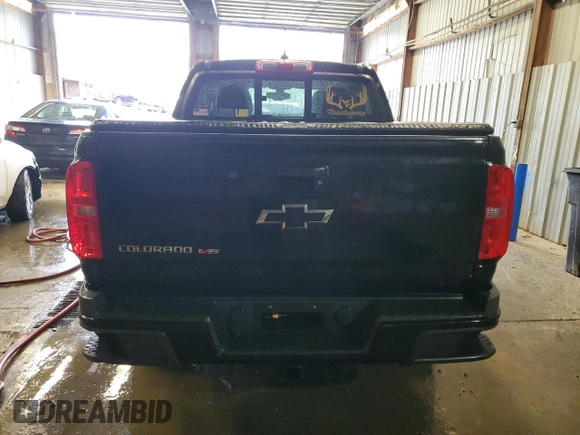 2019 Chevrolet Colorado 4WD Z71 z VIN 1GCGTDEN1K1247266, wystawiony jako Copart lot #56688755 z przebiegiem Nie podano mil oraz Szkoda całkowita • Salvage title. Historia ofert i sprzedaży dostępna na DreamBid. Obrazek 6.