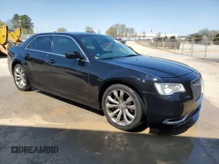 2019 Chrysler 300 Touring with VIN 2C3CCAAG1KH733179, listed as a Copart auction lot 47305945 with 81,218 mi miles and Clean Title. Bid and sale history available at carsss.com. Image 4.