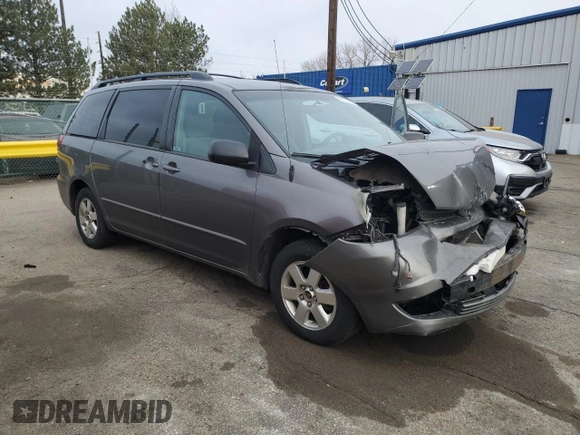 2005 Toyota Sienna CE with VIN 5TDZA23C05S259100, listed as a Copart auction lot 49712525 with 253,575 mi miles and Salvage Title. Bid and sale history available at carsss.com. Image 4.