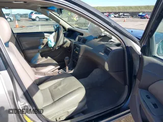 1998 Toyota Camry LE z VIN 4T1BG28KXWU248887, wystawiony jako IAAI lot #41507392 z przebiegiem Nie podano mil oraz . Historia ofert i sprzedaży dostępna na DreamBid. Obrazek 5.