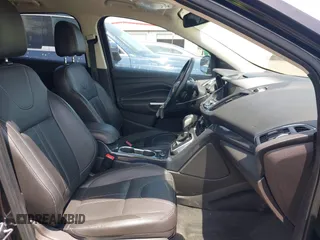 2013 Ford Escape Titanium с VIN 1FMCU9J9XDUC68731, выставлен на аукционе IAAI как лот 42285070 с пробегом 106 493 миль миль и . История ставок и продаж доступна на DreamBid. Изображение 5.