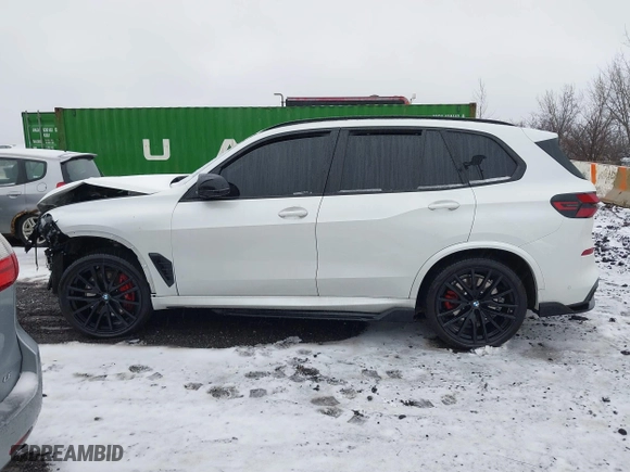 2025 BMW X5 M60i with VIN 5UX33EU03S9X72579, listed as a IAAI auction lot 41502125 with 7,167 mi miles. Bid and sale history available at carsss.com. Image 14.