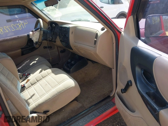 1997 Ford Ranger XLT with VIN 1FTCR10A4VPB39564, listed as a IAAI auction lot 41822728 with 138,568 mi miles. Bid and sale history available at carsss.com. Image 5.