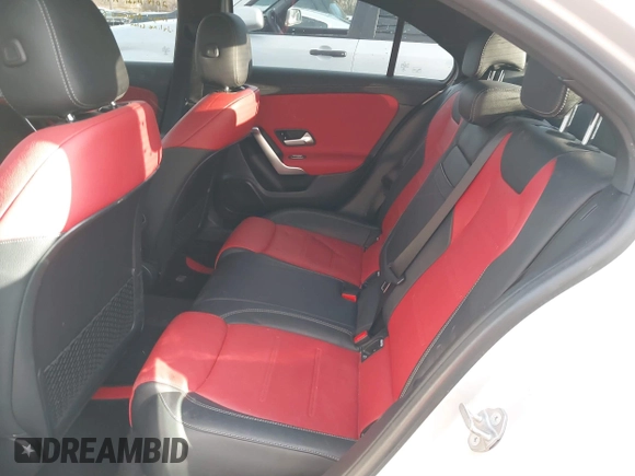 2021 Mercedes-Benz A 220 z VIN W1K3G4FBXMJ273221, wystawiony jako IAAI lot #41829672 z przebiegiem 39 164 mil mil oraz . Historia ofert i sprzedaży dostępna na DreamBid. Obrazek 8.