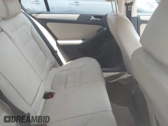 2012 Volkswagen Jetta SE с VIN 3VWDP7AJXCM311284, выставлен на аукционе IAAI как лот 42778112 с пробегом Не указан миль и . История ставок и продаж доступна на DreamBid. Изображение 8.
