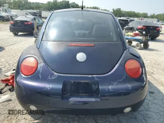 2005 Volkswagen New Beetle Coupe GLS with VIN 3VWCK31C15M413919, listed as a Copart auction lot 67509824 with 0 mi miles and Salvage Title. Bid and sale history available at carsss.com. Image 6.