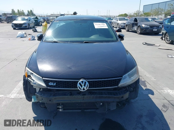 2013 Volkswagen Jetta GLI Autobahn with VIN 3VW4A7AJ9DM272092, listed as a IAAI auction lot 42587586 with 150,928 mi miles and . Bid and sale history available at DreamBid. Image 13.