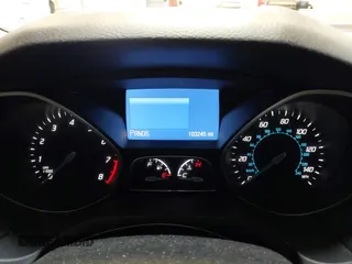 2014 Ford Focus SE with VIN 1FADP3F21EL194900, listed as a IAAI auction lot 41341333 with 103,245 mi miles. Bid and sale history available at carsss.com. Image 7.