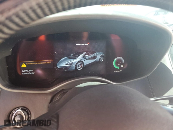 2019 McLaren 570S z VIN SBM13FAA9KW006456, wystawiony jako Copart lot #77400754 z przebiegiem Nie podano mil oraz Nie do naprawy. Historia ofert i sprzedaży dostępna na DreamBid. Obrazek 9.