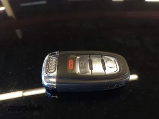 2009 Audi S5 z VIN WAURV78T29A028113, wystawiony jako IAAI lot #41677413 z przebiegiem 138 434 mil mil oraz . Historia ofert i sprzedaży dostępna na DreamBid. Obrazek 11.