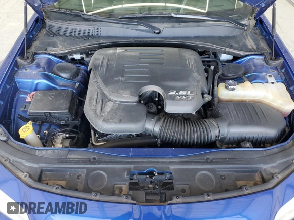 2018 Chrysler 300 Touring L with VIN 2C3CCAAG7JH257941, listed as a Copart auction lot 80192534 with 71,699 mi miles and Clean Title. Bid and sale history available at carsss.com. Image 11.