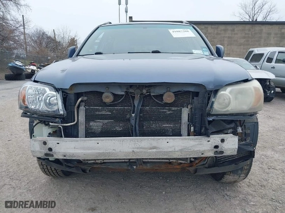 2007 Toyota Highlander Hybrid w/3rd Row with VIN JTEEW21A670040600, listed as a IAAI auction lot 41887388 with 267,756 mi miles. Bid and sale history available at carsss.com. Image 6.