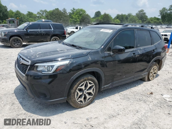 2020 Subaru Forester Premium z VIN JF2SKAJC1LH445971, wystawiony jako Copart lot #59554125 z przebiegiem 102 814 mil mil oraz Szkoda całkowita • Salvage title. Historia ofert i sprzedaży dostępna na DreamBid. Obrazek 1.
