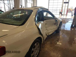 2000 Acura TL with VIN 19UUA566XYA043713, listed as a IAAI auction lot 41582073 with 185,442 mi miles. Bid and sale history available at carsss.com. Image 17.