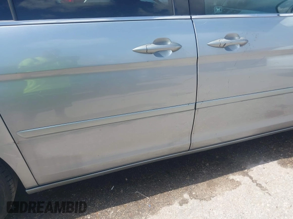 2010 Honda Odyssey EX with VIN 5FNRL3H42AB002679, listed as a IAAI auction lot 42692701 with 179,905 mi miles and . Bid and sale history available at DreamBid. Image 13.