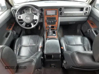2008 Jeep Commander Limited z VIN 1J8HG58268C108014, wystawiony jako Copart lot #61406995 z przebiegiem 146 764 mil mil oraz Czysty tytuł • Clean title. Historia ofert i sprzedaży dostępna na DreamBid. Obrazek 8.