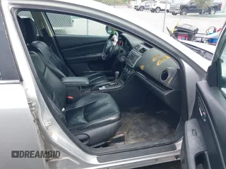 2011 Mazda 6 i Touring with VIN 1YVHZ8CH8B5M02633, listed as a IAAI auction lot 41869925 with 176,156 mi miles and . Bid and sale history available at DreamBid. Image 5.