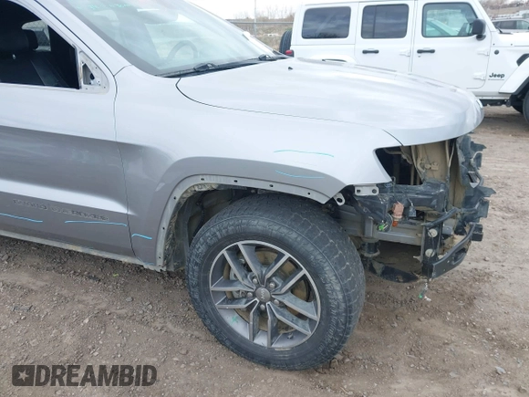 2018 Jeep Grand Cherokee Limited with VIN 1C4RJFBG5JC195417, listed as a IAAI auction lot 41861657 with 151,140 mi miles and . Bid and sale history available at DreamBid. Image 18.