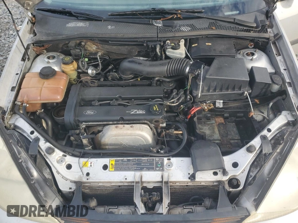 2000 Ford Focus ZX3 with VIN 3FAFP3132YR186996, listed as a Copart auction lot 41796565 with 185,283 mi miles and Salvage Title. Bid and sale history available at carsss.com. Image 11.