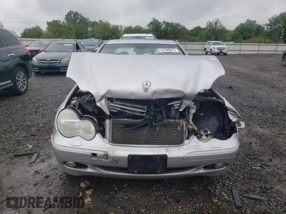 2002 Mercedes-Benz C 230/260/280/320 with VIN WDBRF61J32F269639, listed as a Copart auction lot 57398875 with Not provided miles and Salvage title. Bid and sale history available at DreamBid. Image 5.