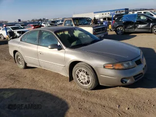 2003 Pontiac Bonneville SE z VIN 1G2HX52K834126392, wystawiony jako Copart lot #43009704 z przebiegiem 231 223 mil mil oraz Szkoda całkowita • Salvage title. Historia ofert i sprzedaży dostępna na DreamBid. Obrazek 4.