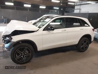 2022 Mercedes-Benz GLC 300 z VIN W1N0G8EB2NV351757, wystawiony jako IAAI lot #42097931 z przebiegiem 42 930 mil mil oraz . Historia ofert i sprzedaży dostępna na DreamBid. Obrazek 14.