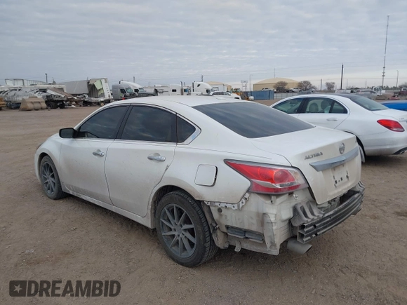 2015 Nissan Altima SV with VIN 1N4AL3AP6FC154329, listed as a IAAI auction lot 41611704 with 124,820 mi miles and . Bid and sale history available at carsss.com. Image 14.