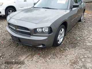2008 Dodge Charger z VIN 2B3KA43G58H143802, wystawiony jako IAAI lot #42111772 z przebiegiem 225 931 mil mil oraz . Historia ofert i sprzedaży dostępna na DreamBid. Obrazek 13.