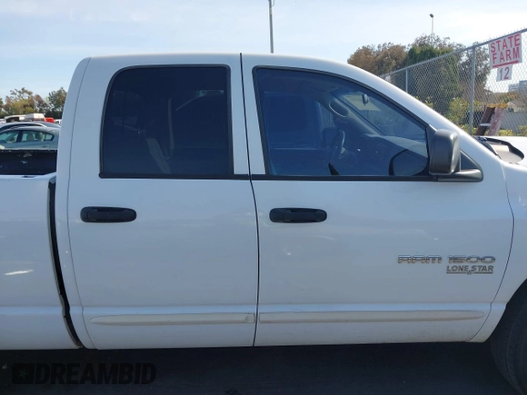 2006 Dodge 1500 SLT z VIN 1D7HA18N76S549283, wystawiony jako IAAI lot #41851331 z przebiegiem 139 047 mil mil oraz . Historia ofert i sprzedaży dostępna na DreamBid. Obrazek 14.