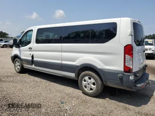 2018 Ford Transit Passenger XL z VIN 1FBZX2YG3JKB06453, wystawiony jako Copart lot #57518745 z przebiegiem 137 724 mil mil oraz Tytuł czysty. Historia ofert i sprzedaży dostępna na DreamBid. Obrazek 2.