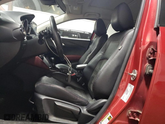 2017 Mazda CX-3 Grand Touring z VIN JM1DKFD70H0148182, wystawiony jako Copart lot #59032435 z przebiegiem 70 166 mil mil oraz Szkoda całkowita • Salvage title. Historia ofert i sprzedaży dostępna na DreamBid. Obrazek 7.