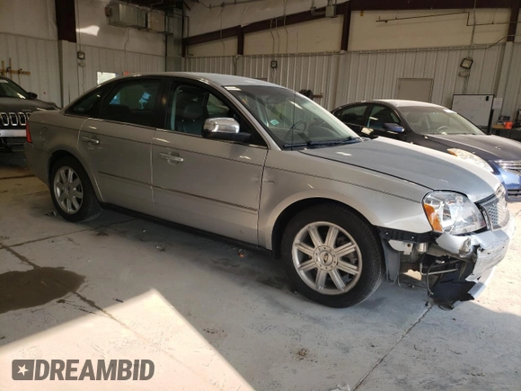 2005 Ford Five Hundred Limited with VIN 1FAHP25155G203465, listed as a Copart auction lot 71247814 with 157,242 mi miles and Non Repairable. Bid and sale history available at carsss.com. Image 4.