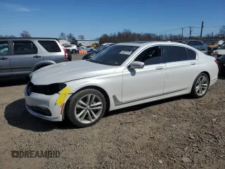 2016 BMW 7 Series 750i xDrive z VIN WBA7F2C57GG418537, wystawiony jako Copart lot #48028195 z przebiegiem 110 714 mil mil oraz Szkoda całkowita • Salvage title. Historia ofert i sprzedaży dostępna na DreamBid. Obrazek 1.