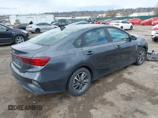 2022 Kia Forte LXS with VIN 3KPF24AD4NE424664, listed as a IAAI auction lot 41893278 with 67,090 mi miles. Bid and sale history available at carsss.com. Image 4.