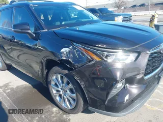 2021 Toyota Highlander Hybrid Limited with VIN 5TDYARAH8MS006883, listed as a IAAI auction lot 41507332 with 169,210 mi miles and . Bid and sale history available at DreamBid. Image 6.