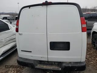 2017 Chevrolet Express Cargo Van with VIN 1GCWGBFF4H1122833, listed as a Copart auction lot 85538934 with 0 mi miles and Salvage Title. Bid and sale history available at carsss.com. Image 6.